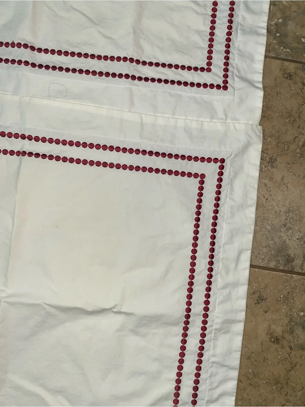 2 Pottery Barn Ruby Embroidered Dotted Border Off White Standard Shams